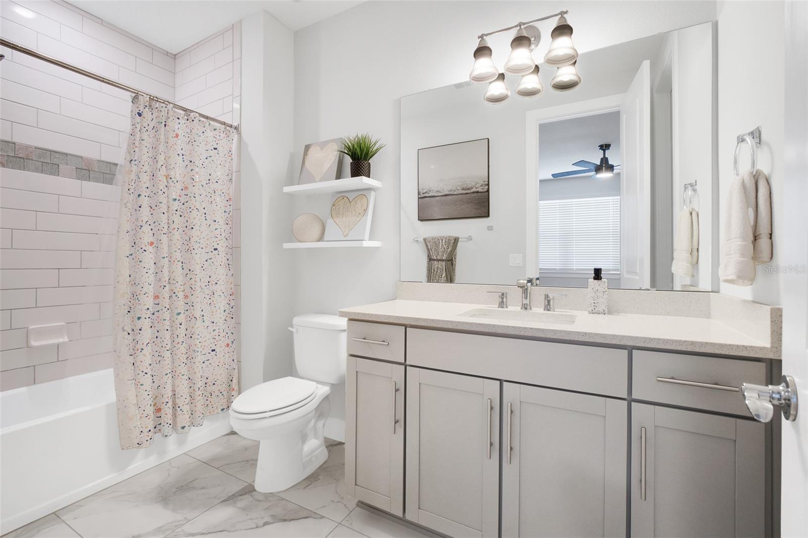 ISLES/LK NONA PH 2 - Residential