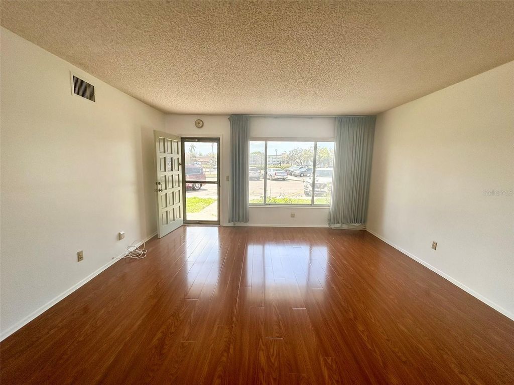 Photo of 2400 Columbia Drive #18, Clearwater, FL 33763 (MLS # TB8483456)