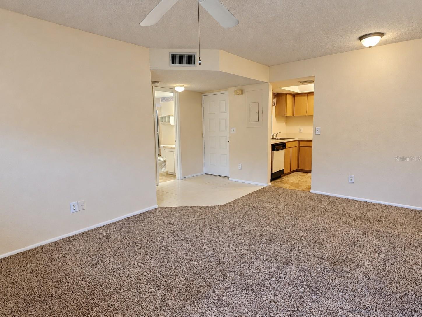 580 FAIRWAYS LANE G204