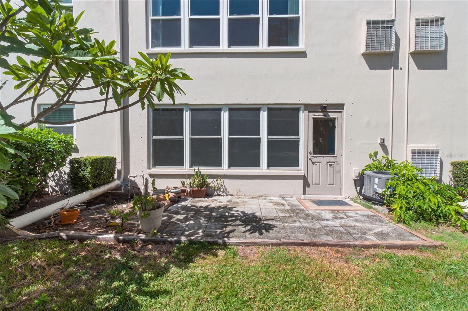 FIVE TOWNS OF ST PETE - Residential