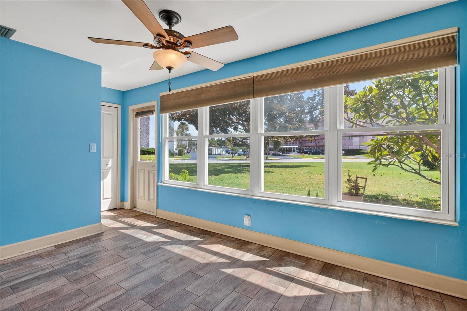 FIVE TOWNS OF ST PETE - Residential