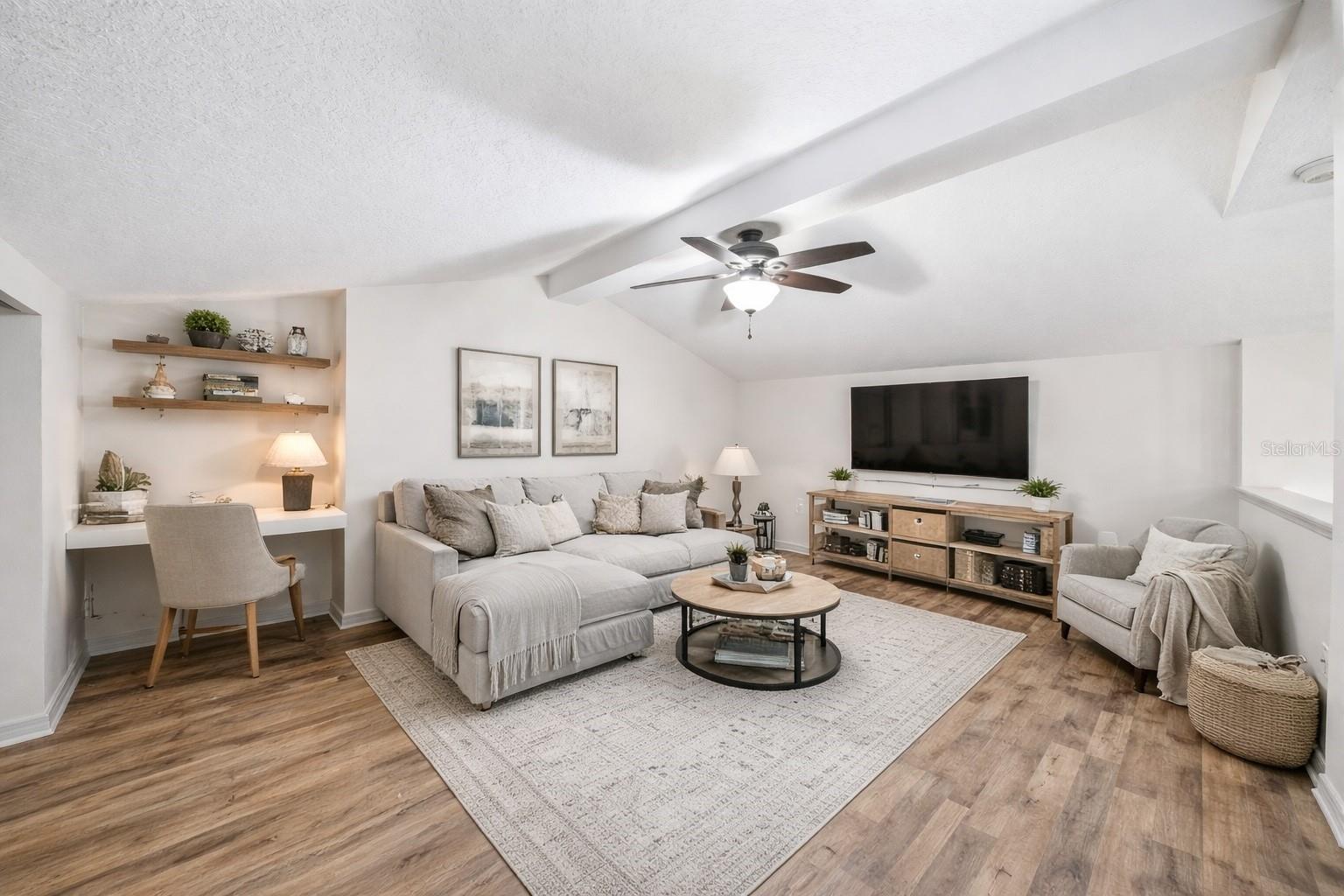 VILLAS AT LAKEPOINT - Residential