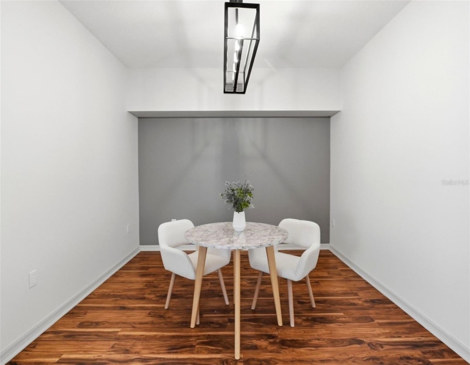 VILLAS AT LAKEPOINT - Residential