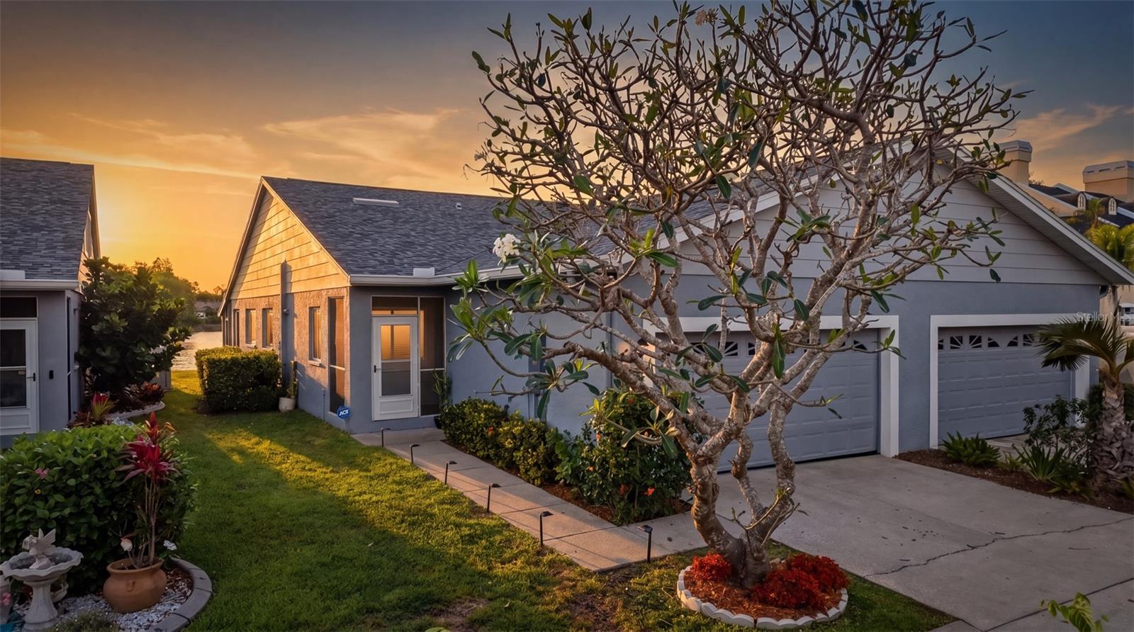 VILLAS AT LAKEPOINT - Residential