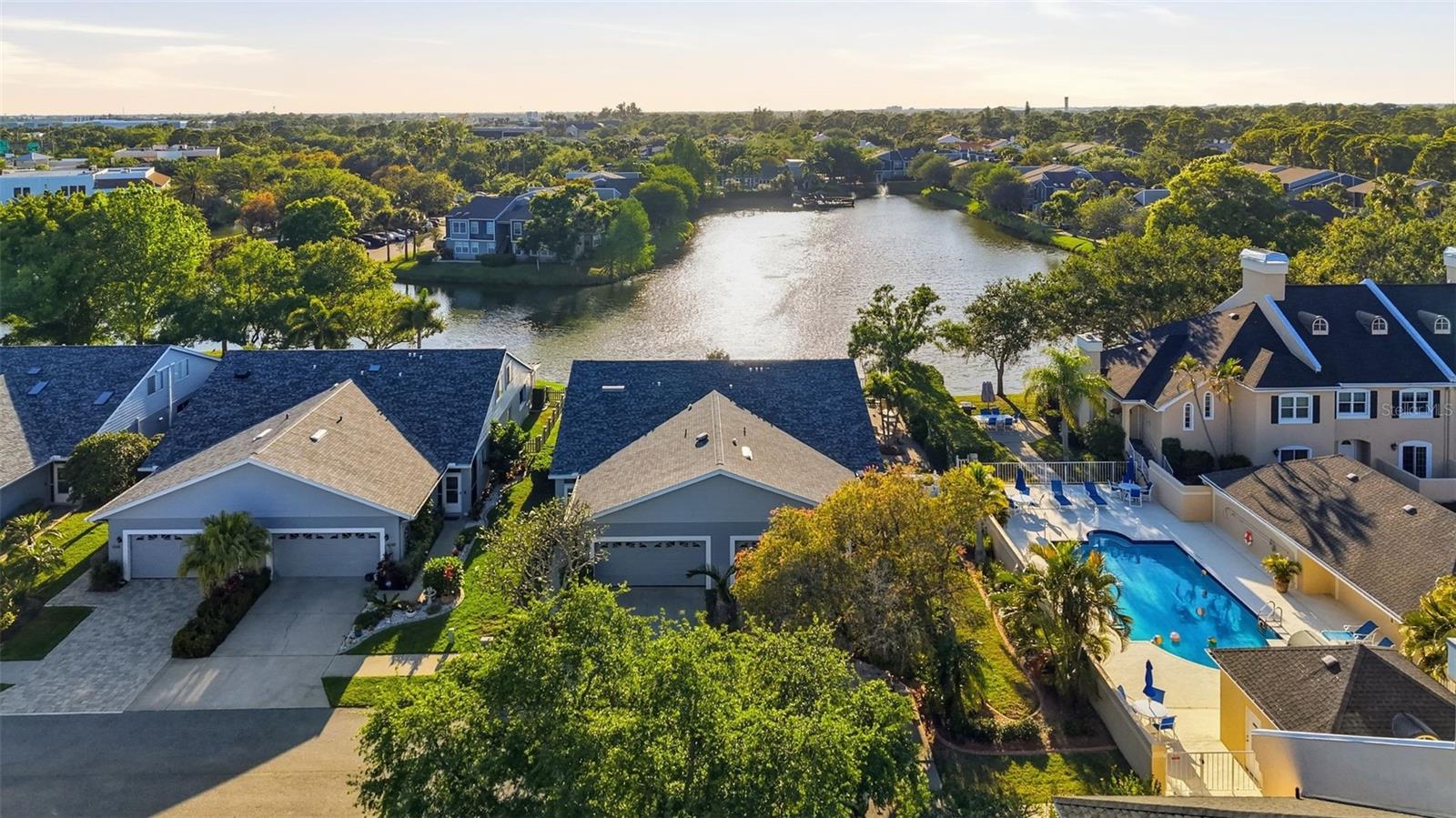 VILLAS AT LAKEPOINT - Residential