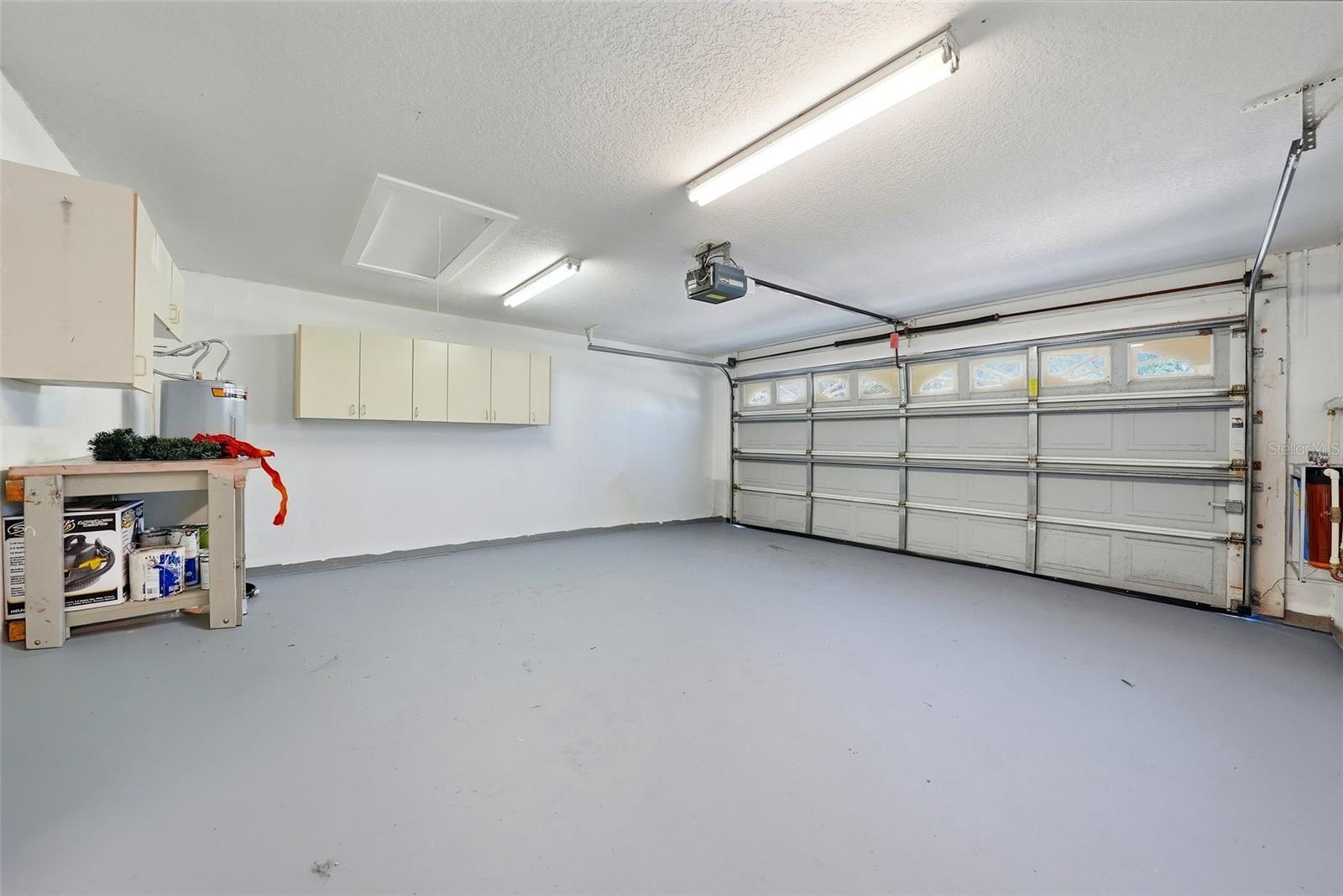 VILLAS AT LAKEPOINT - Residential