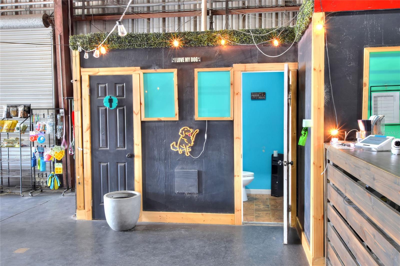 UNPLATTED - Commercial Sale