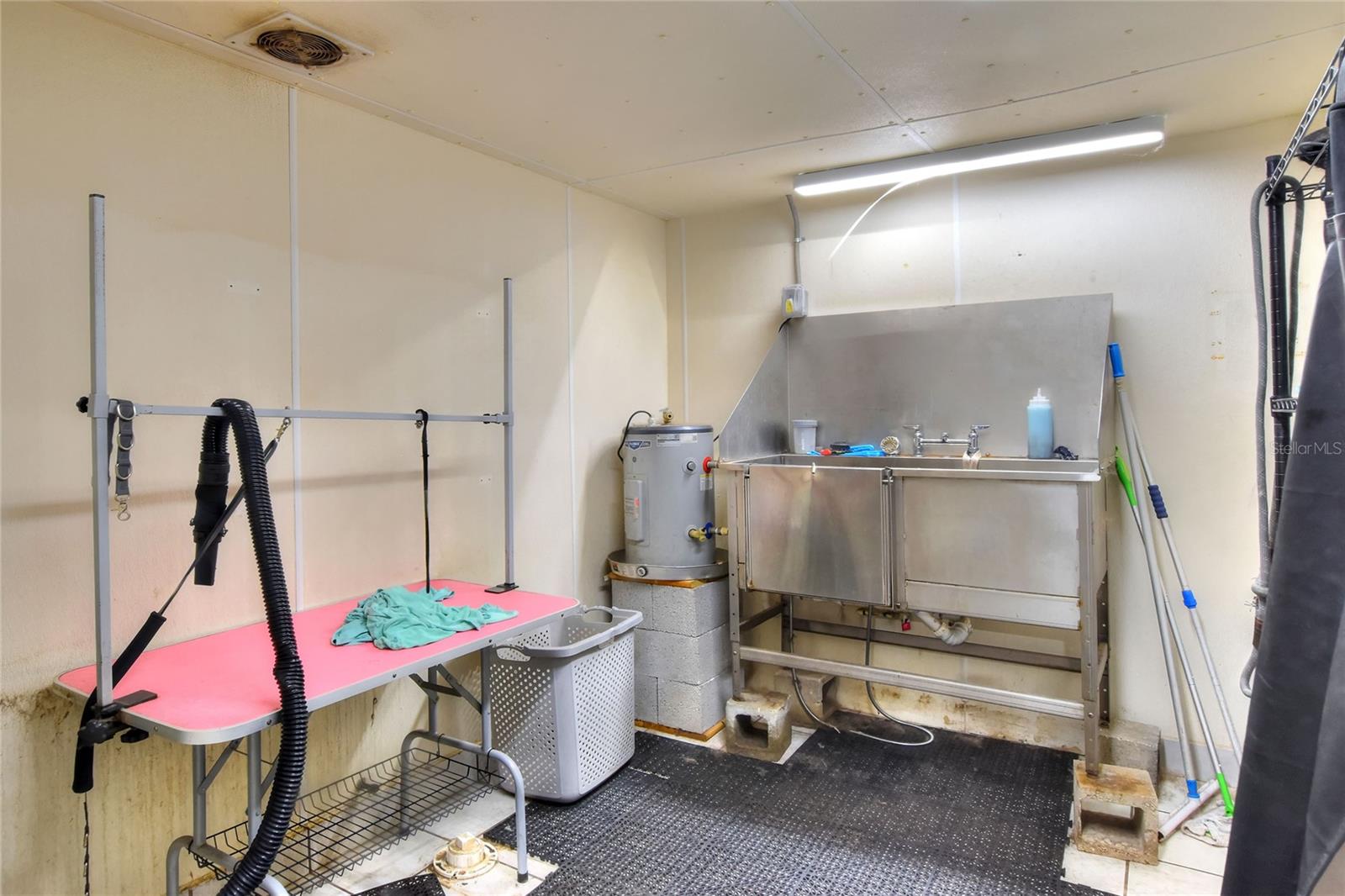 UNPLATTED - Commercial Sale