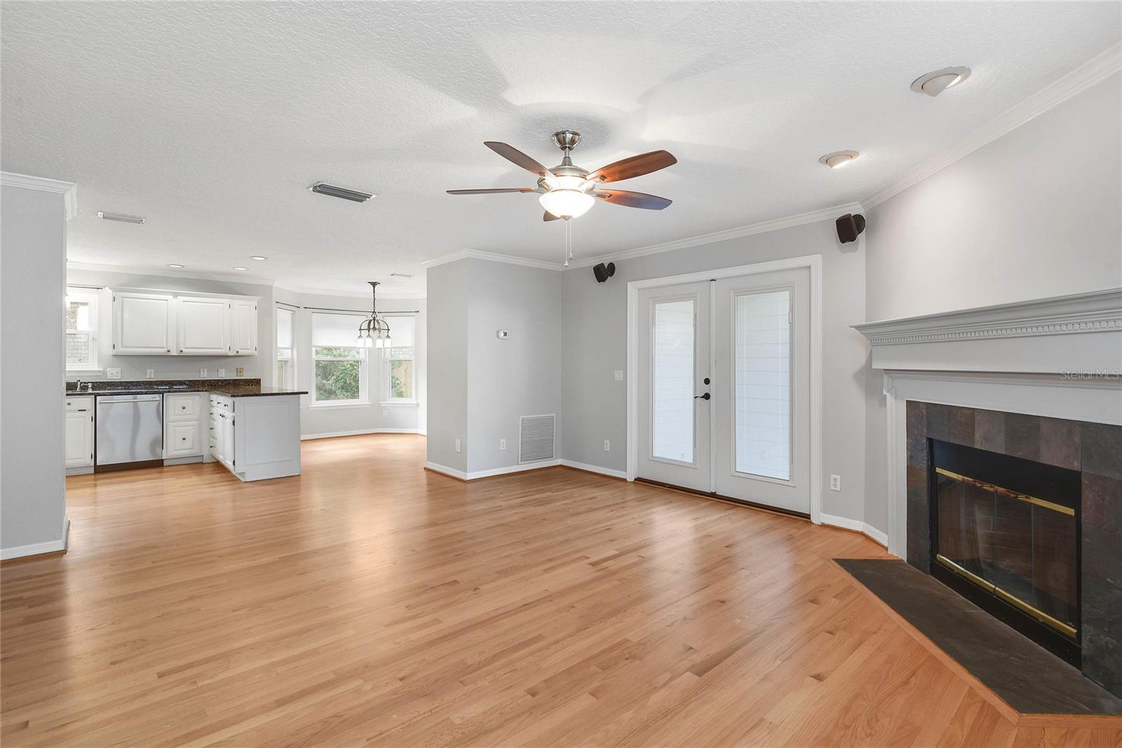 COMSTOCK PARK - Residential Lease