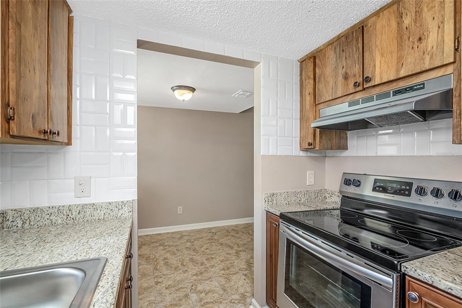 5521 BAY BOULEVARD 104