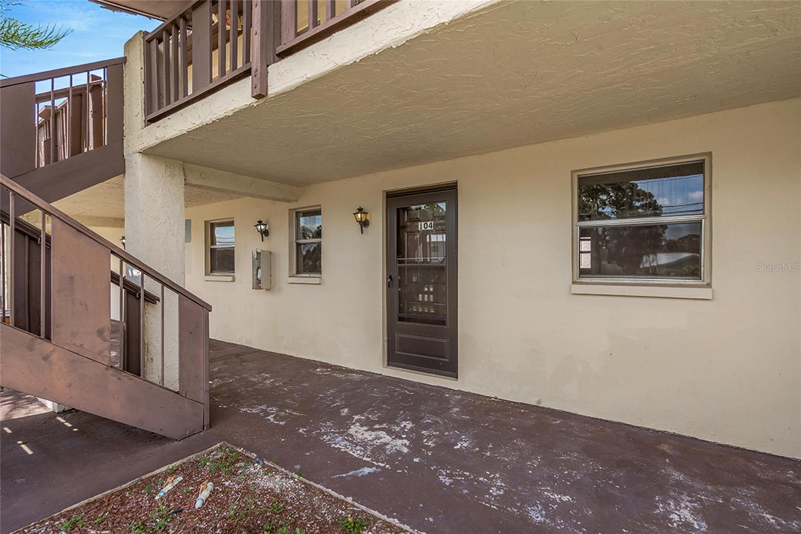 5521 BAY BOULEVARD 104