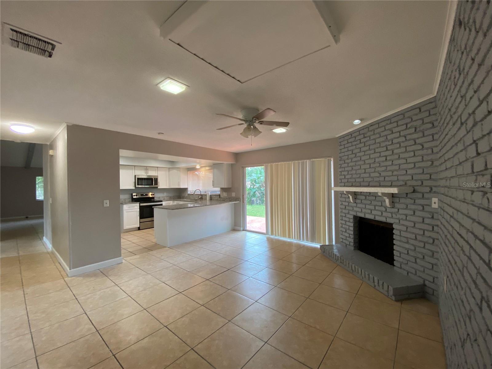 WESTWOOD HEIGHTS 2ND ADD - Residential Lease