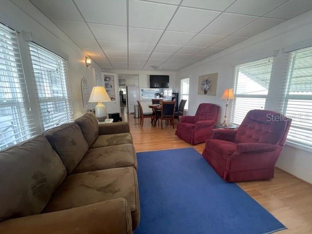 Photo of 767 N Green Circle, Venice, FL 34285 (MLS # N6143311)