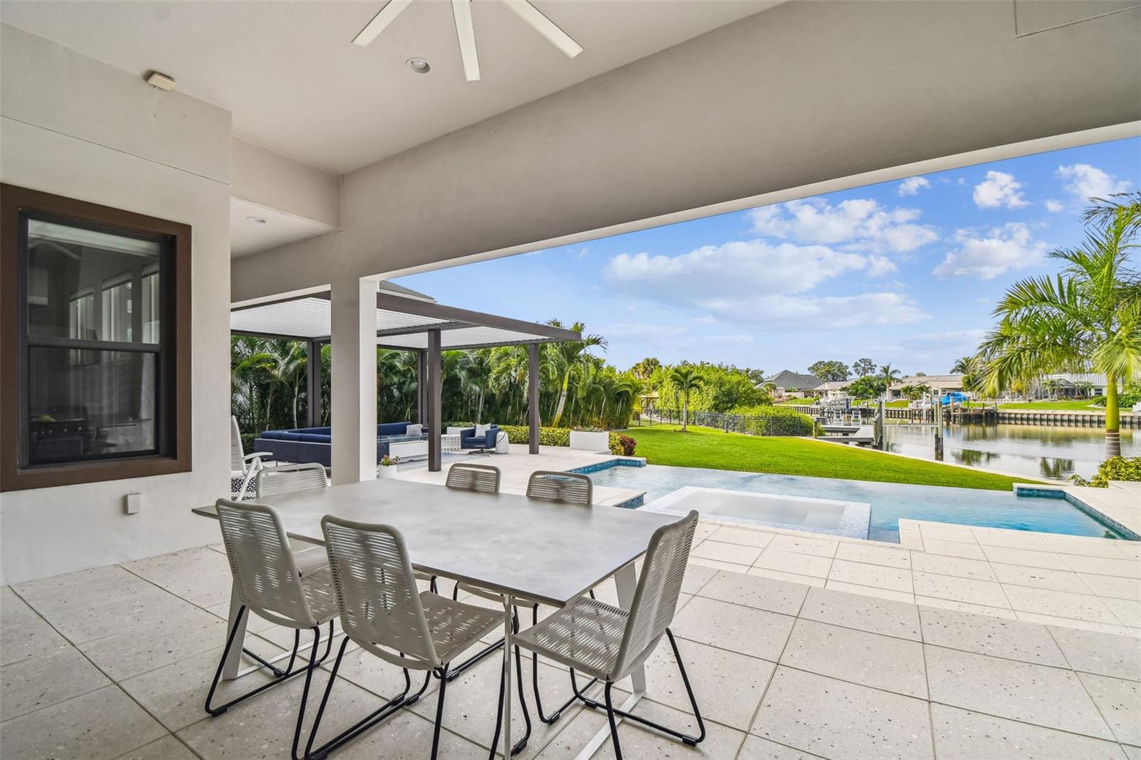 COVE AT ROCKY POINT - Residential