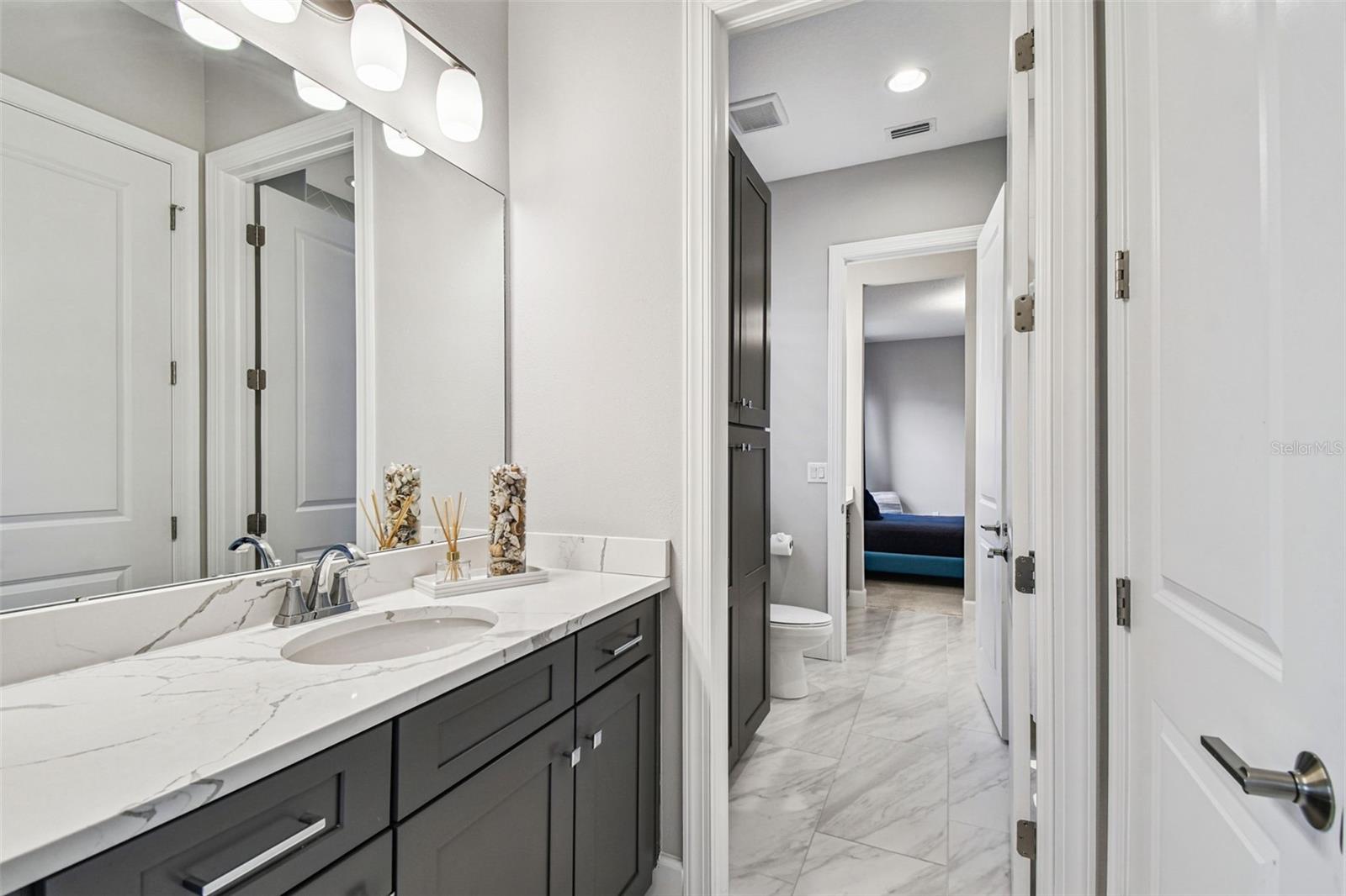 COVE AT ROCKY POINT - Residential