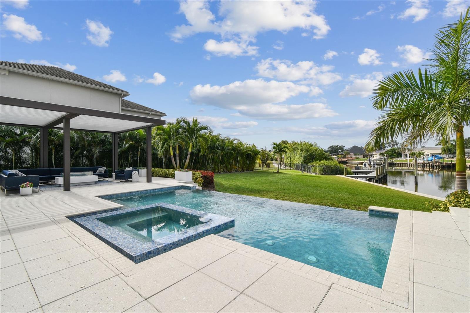 COVE AT ROCKY POINT - Residential