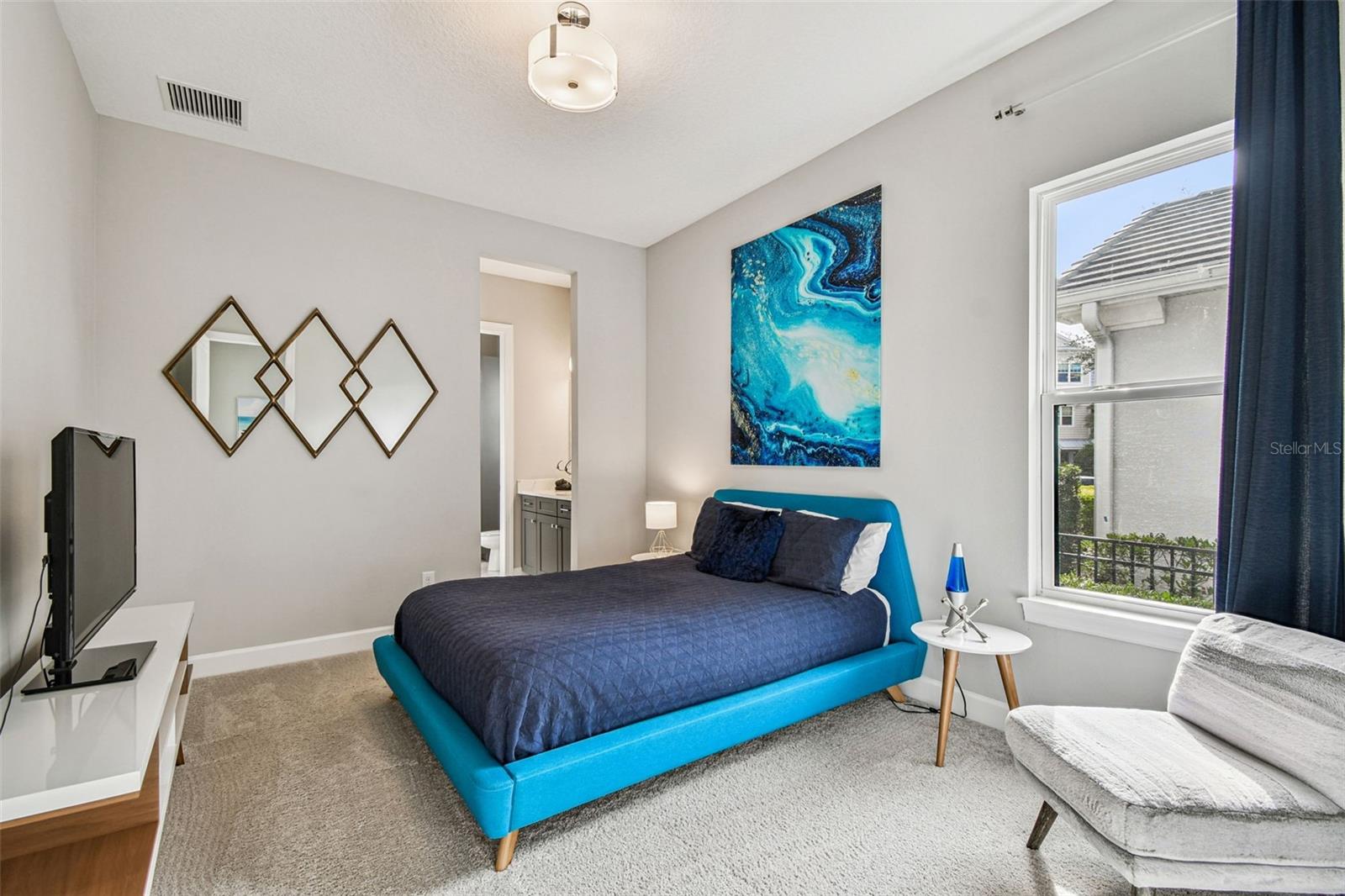 COVE AT ROCKY POINT - Residential