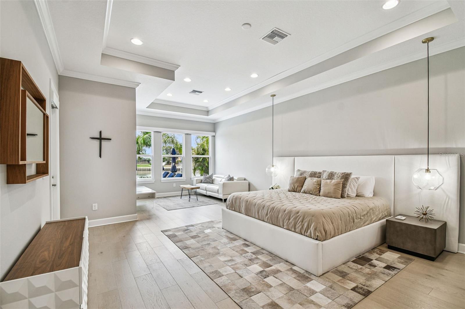 COVE AT ROCKY POINT - Residential