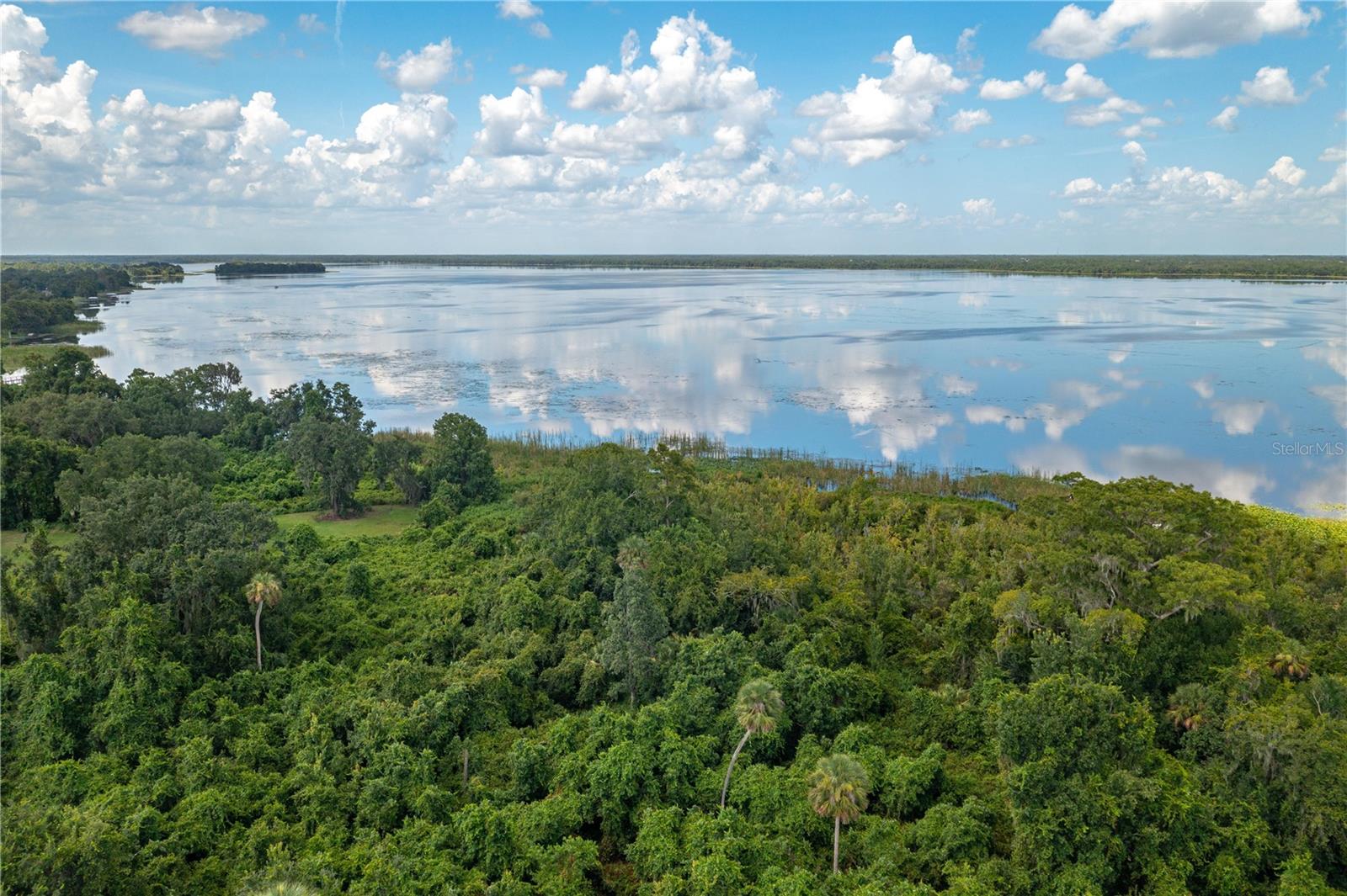 SOUTH BAY LANDINGS - Land