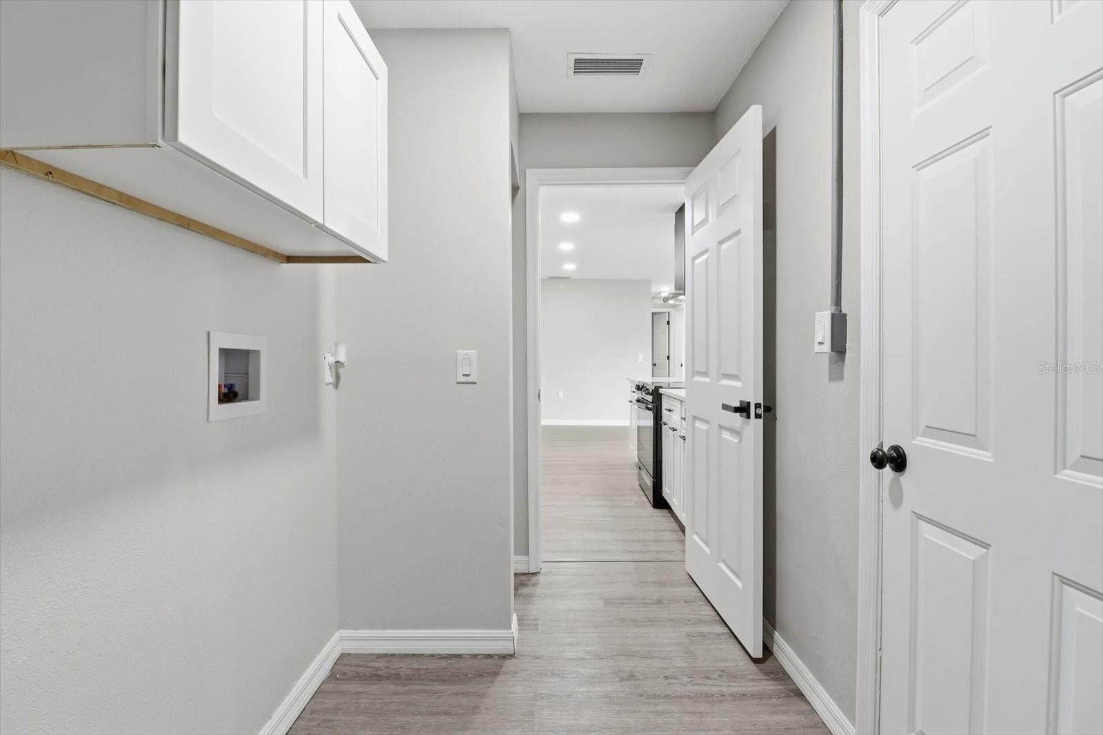 BEVERLY HILLS UNIT 02 - Residential