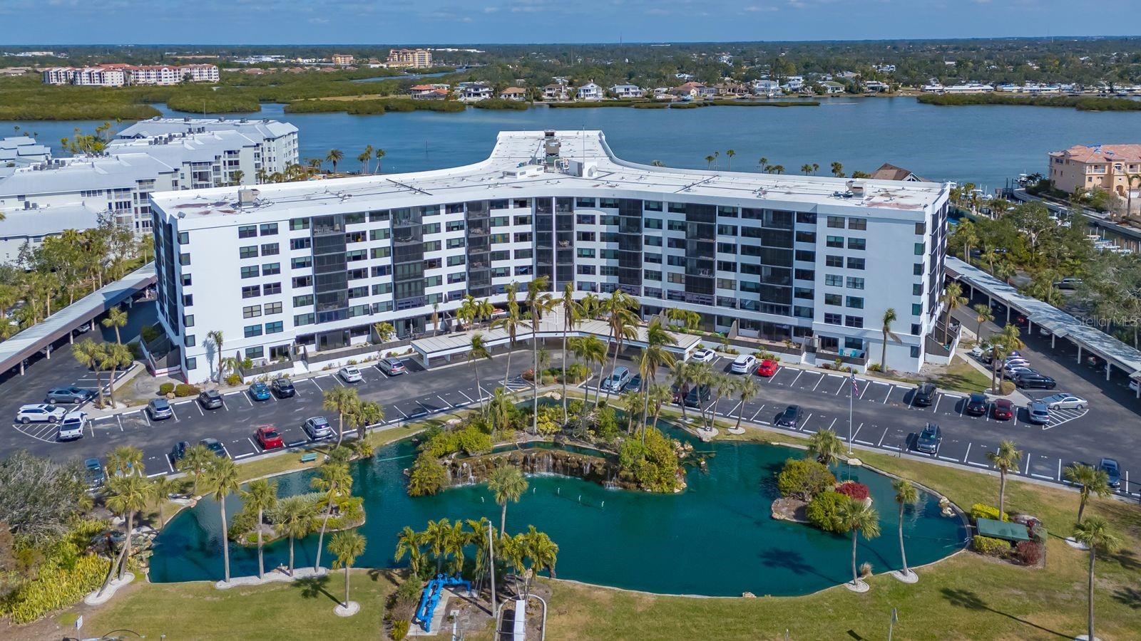 HARBOR TOWERS Y & R - Residential