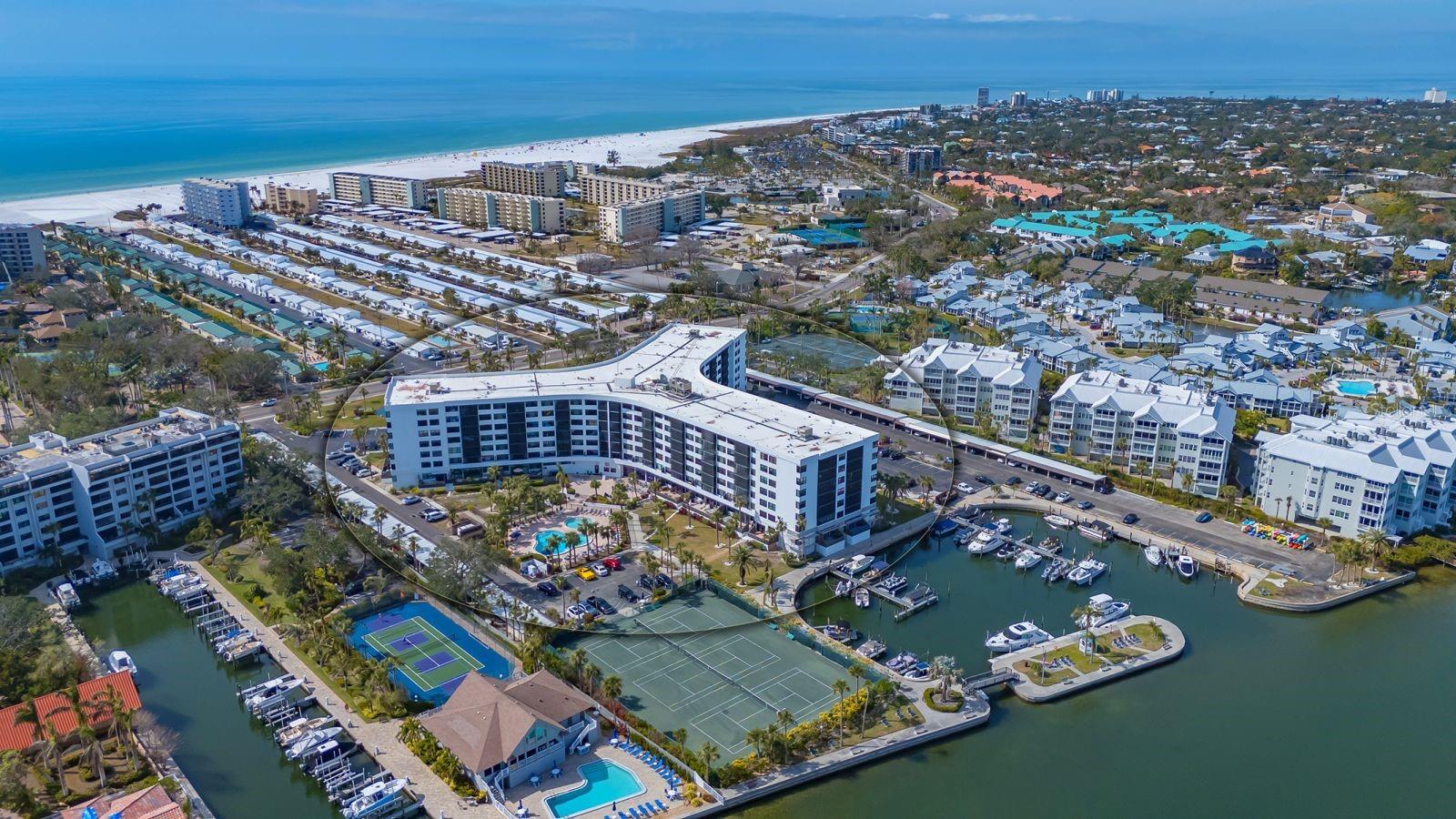 HARBOR TOWERS Y & R - Residential