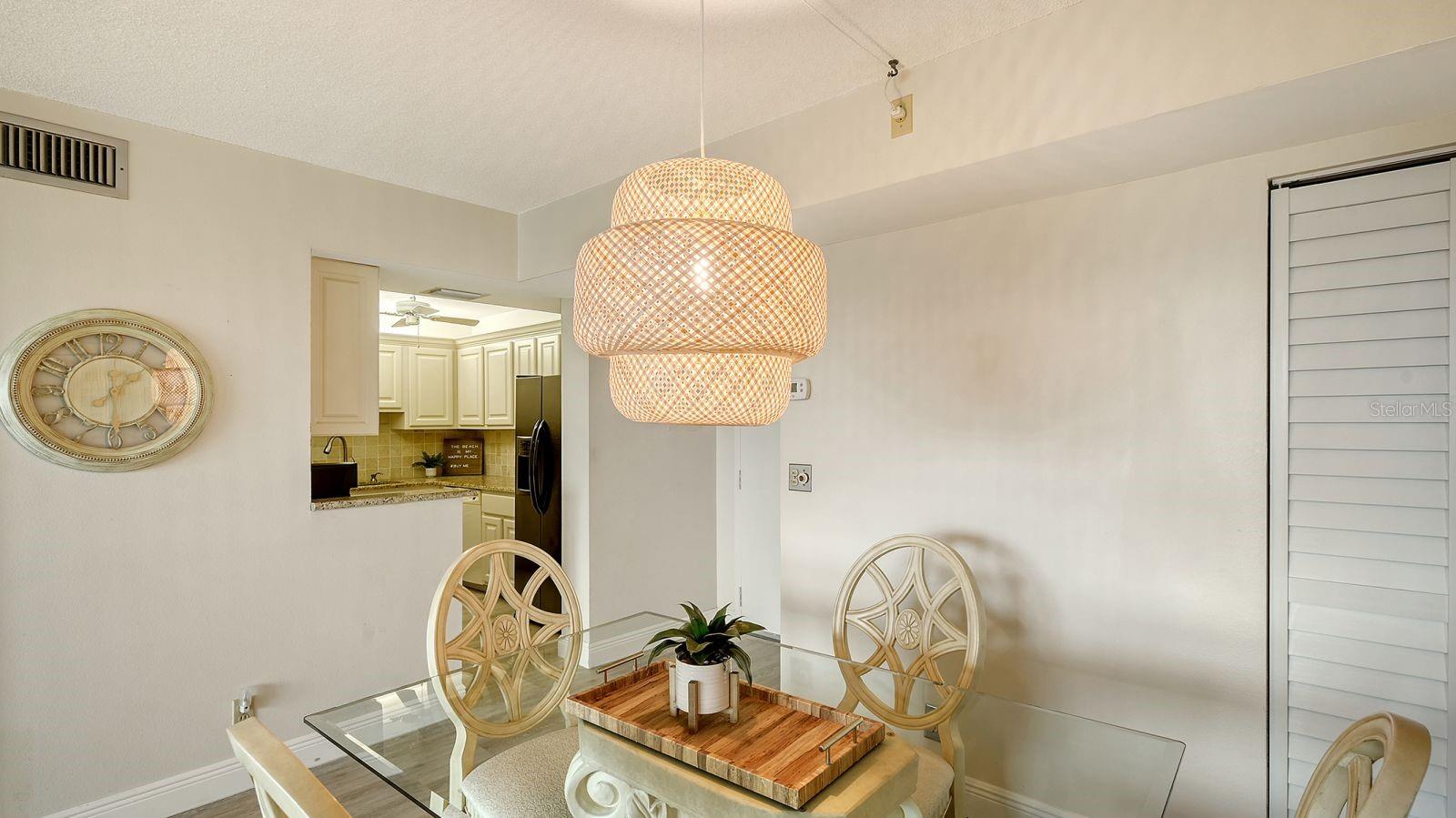 HARBOR TOWERS Y & R - Residential