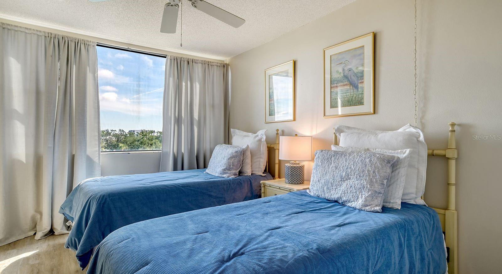 HARBOR TOWERS Y & R - Residential