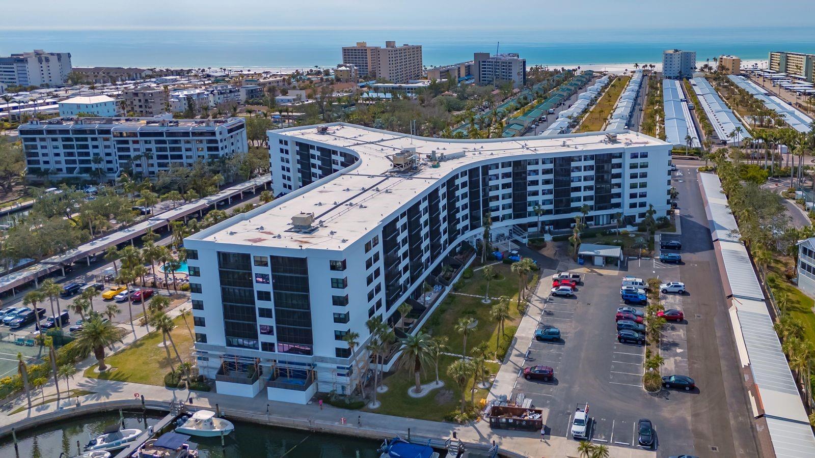 HARBOR TOWERS Y & R - Residential