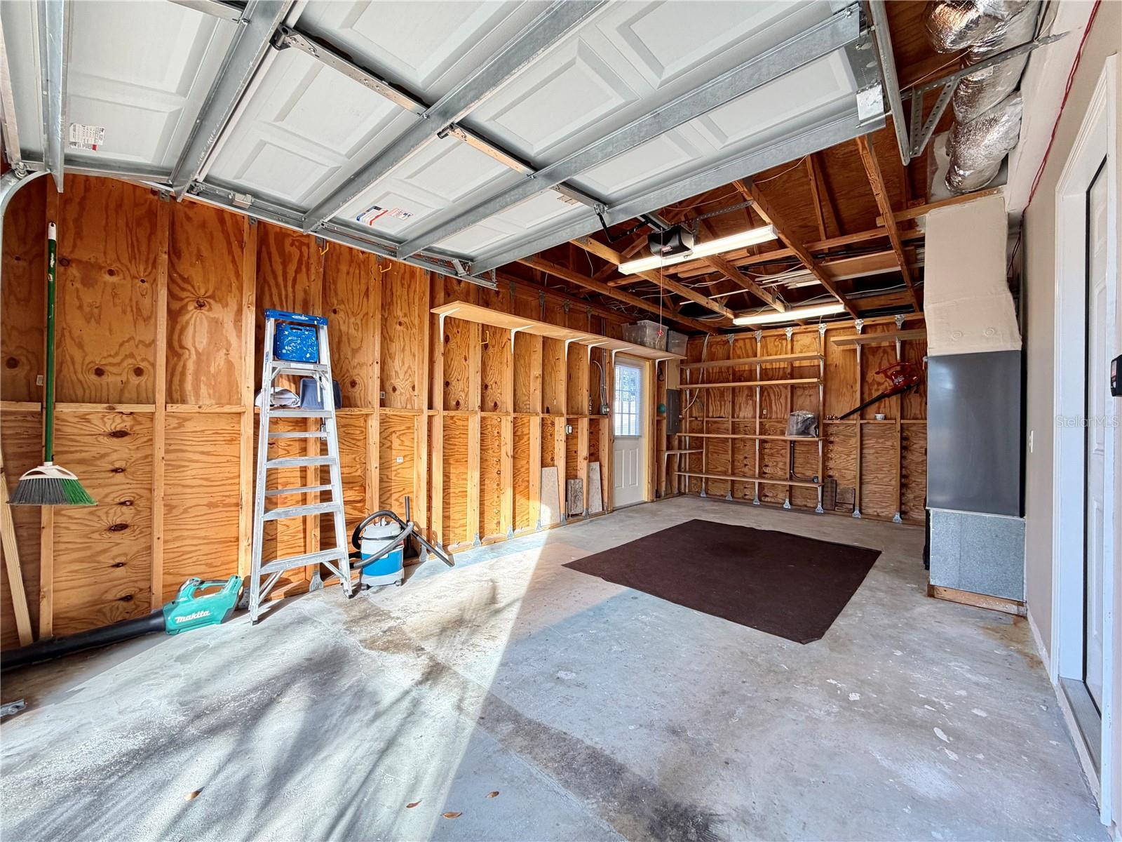 PASADENA VISTA - Residential Lease