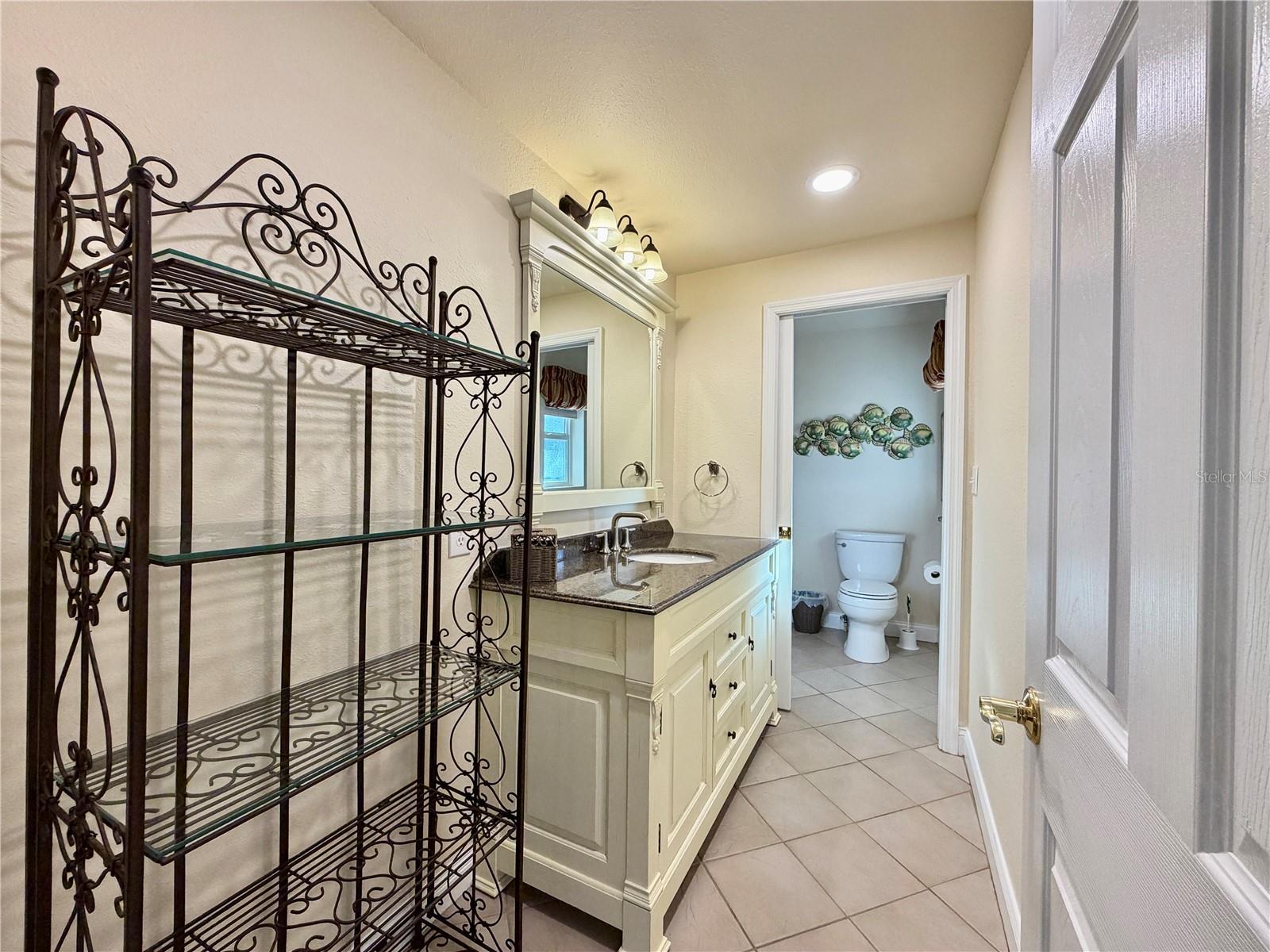 PASADENA VISTA - Residential Lease