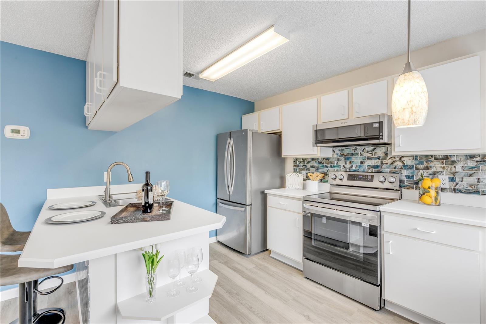 YORKTOWNE ESTATE CONDO - Residential