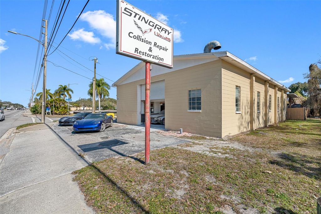 Photo of Pinellas Park, FL 33781 (MLS # T3505933)