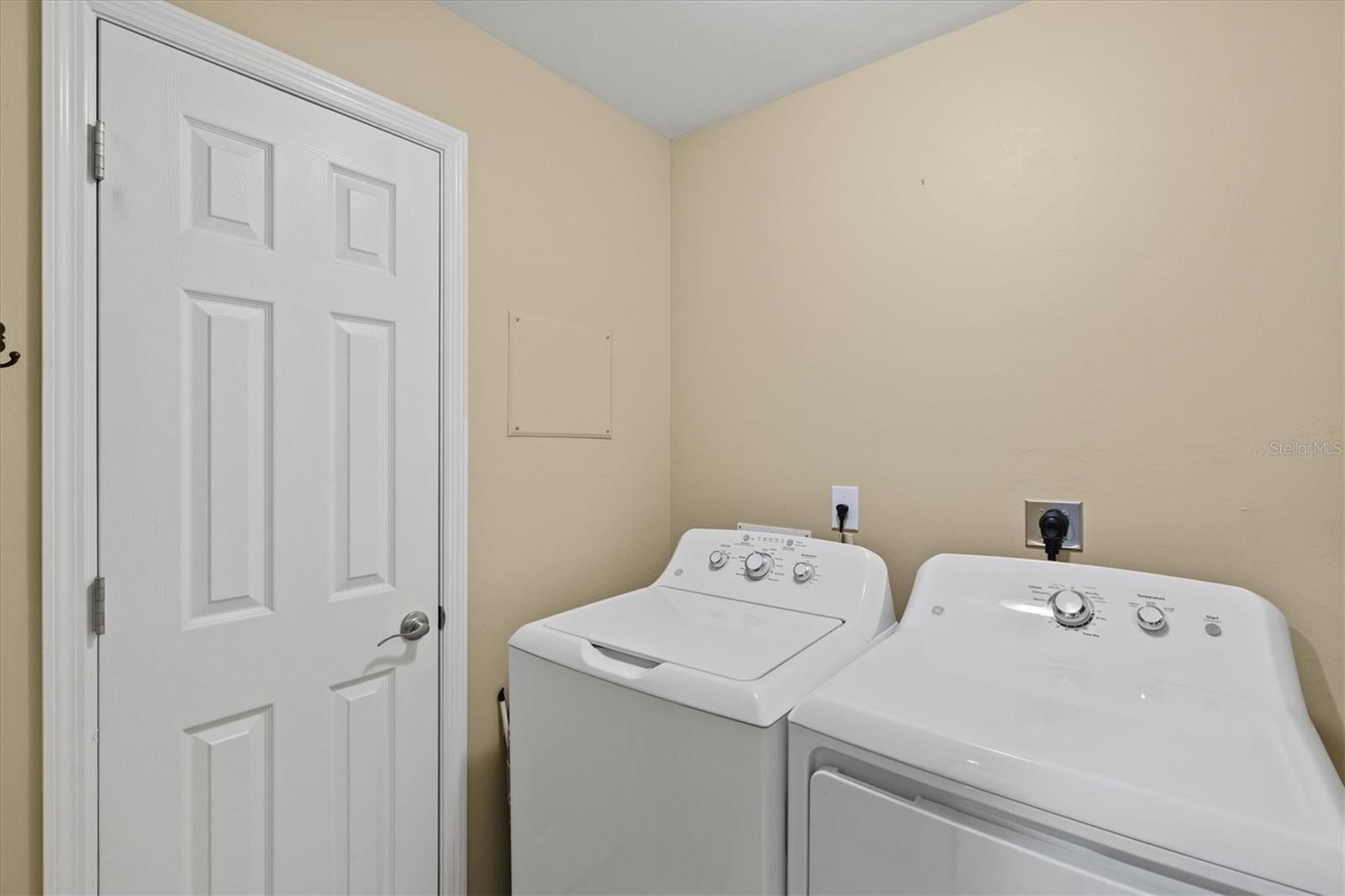 BAY STREET VILLAGE - Residential