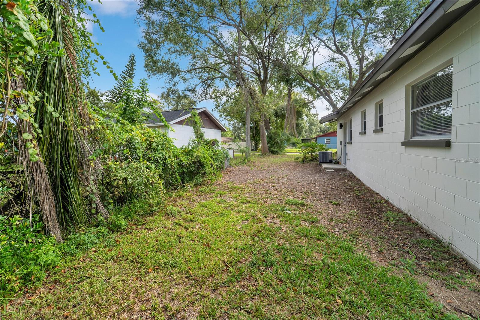 DEL RIO ESTATES UNIT 11 - Residential