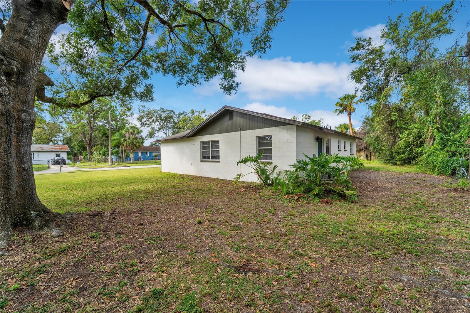 DEL RIO ESTATES UNIT 11 - Residential