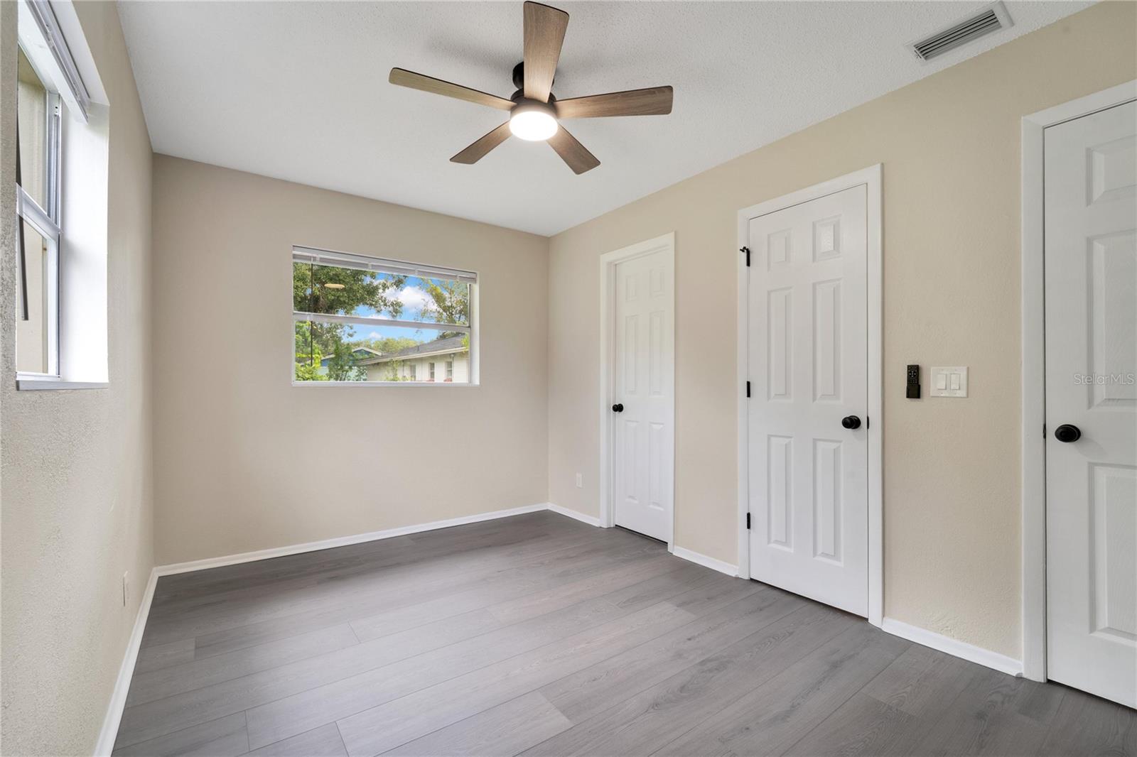 DEL RIO ESTATES UNIT 11 - Residential