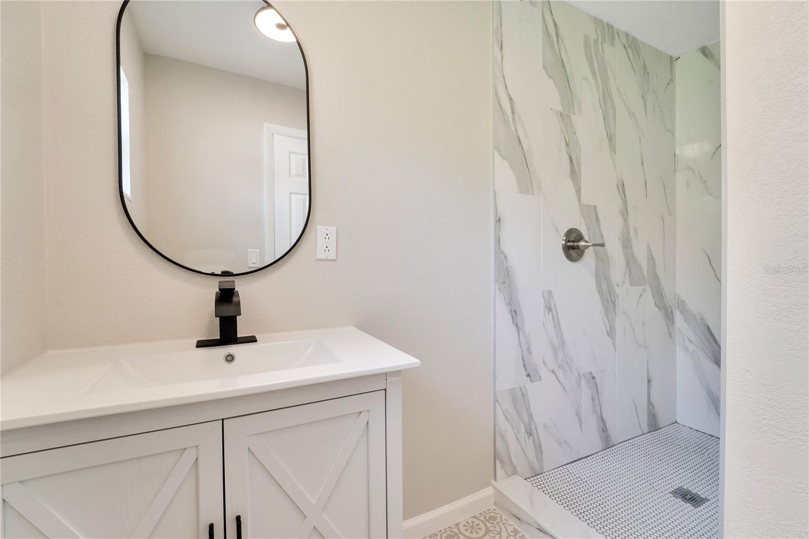 DEL RIO ESTATES UNIT 11 - Residential