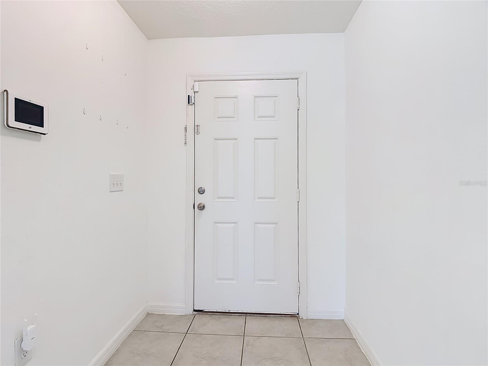 1045 AUGUSTUS DRIVE