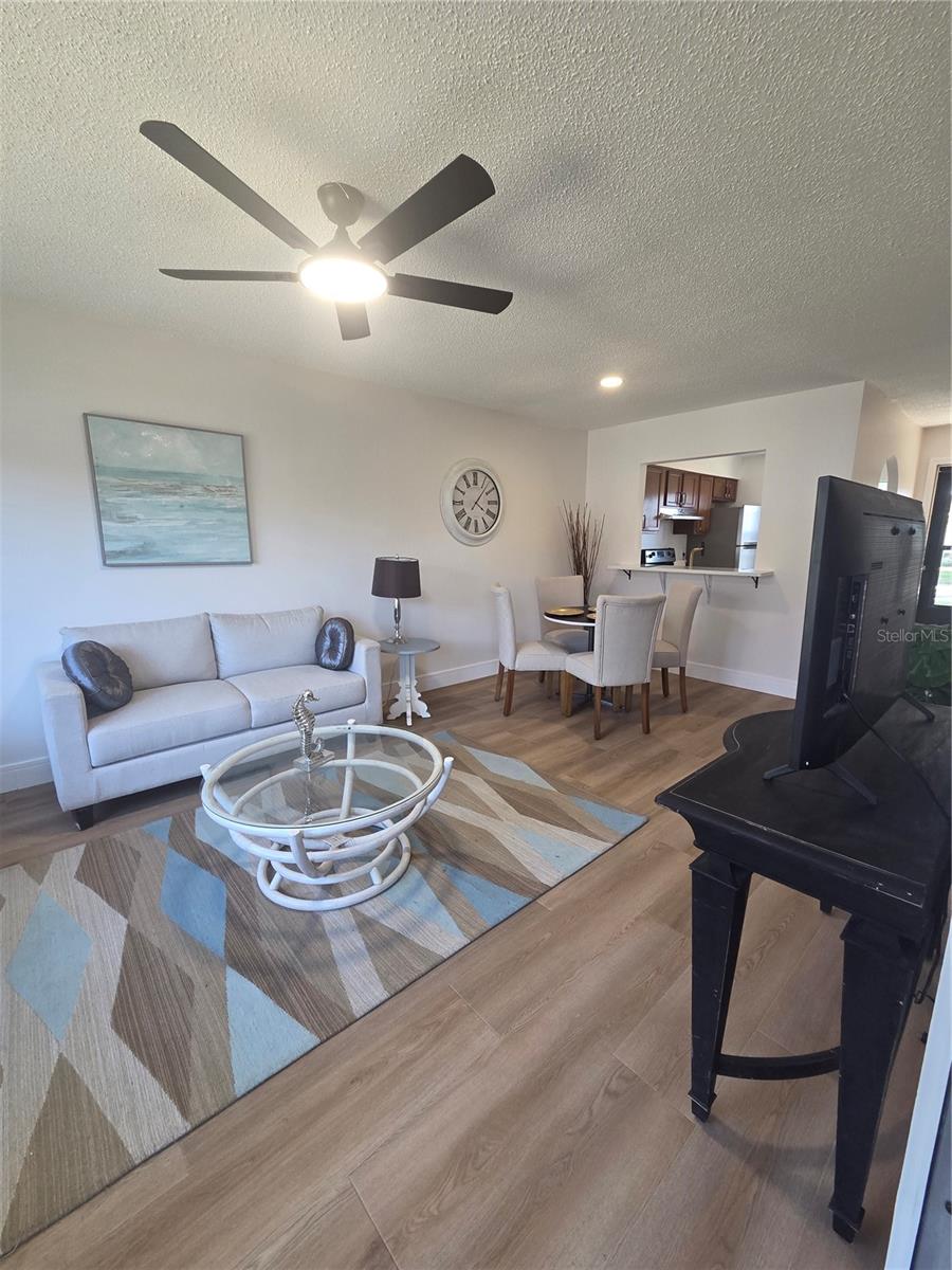 13719 MISSION OAKS BOULEVARD