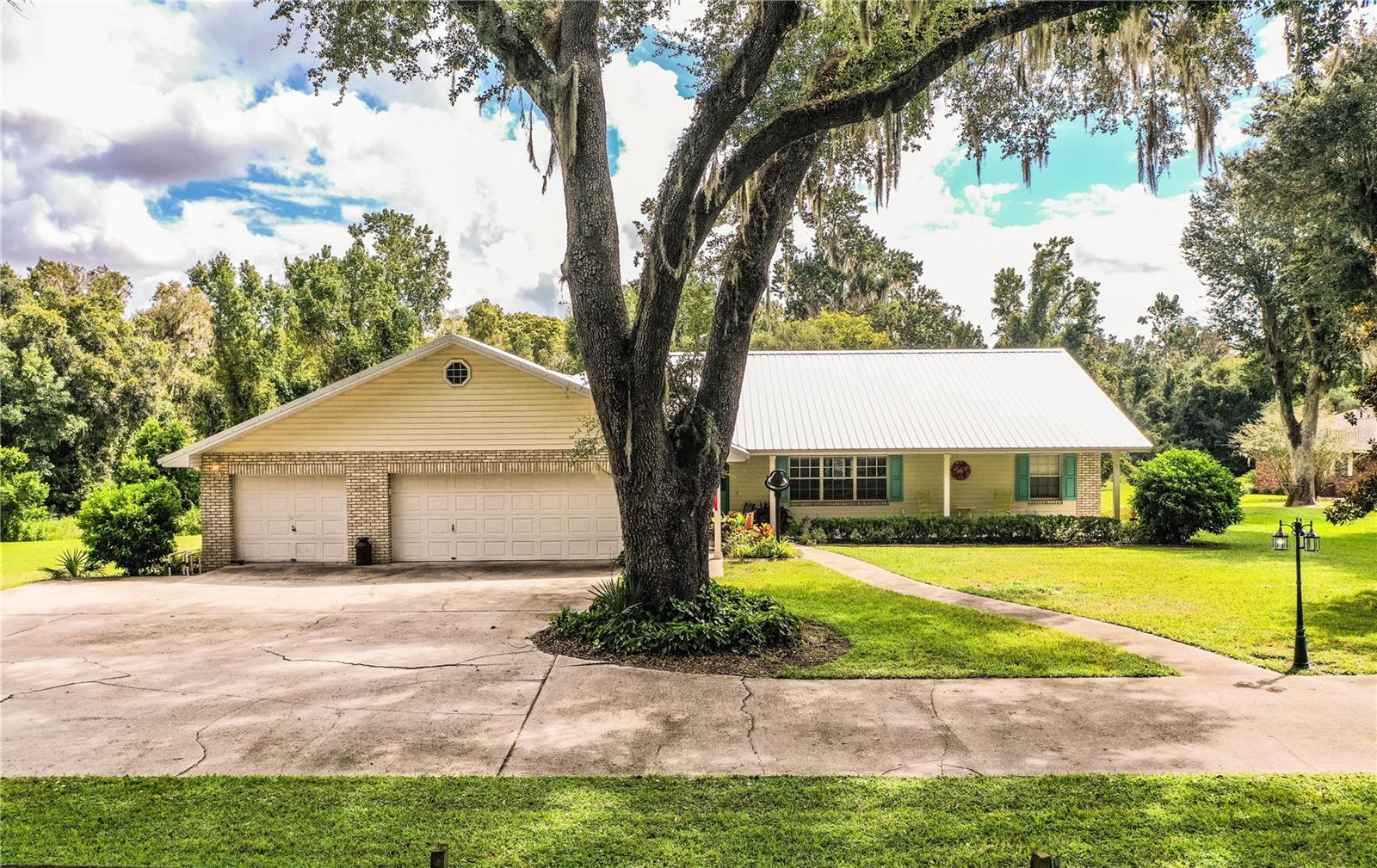 RIVER RIDGE SUB - Residential