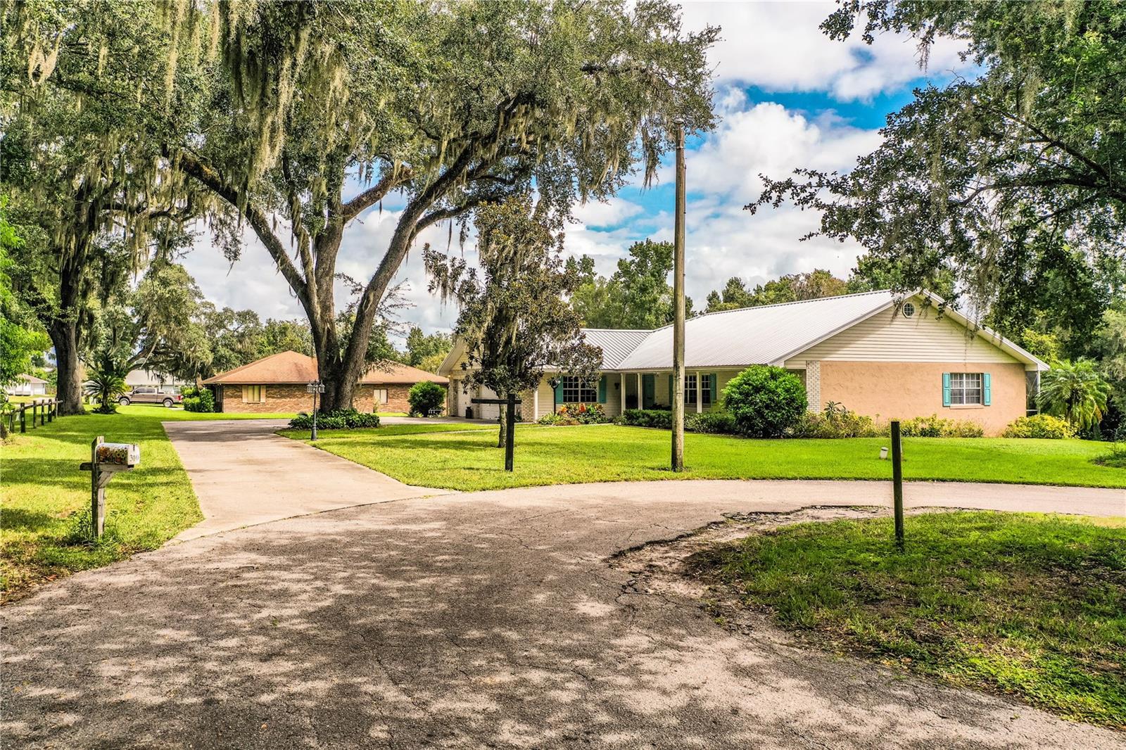 RIVER RIDGE SUB - Residential