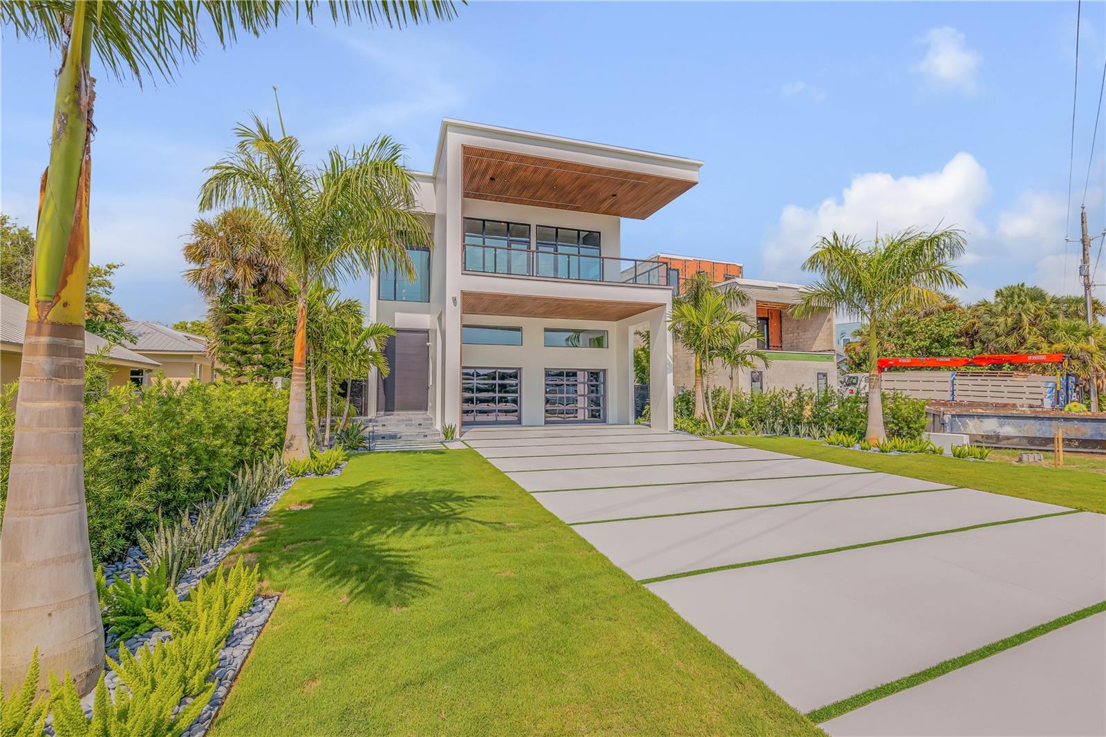 NEW SMYRNA BRIDGE & INV CO 01 - Residential