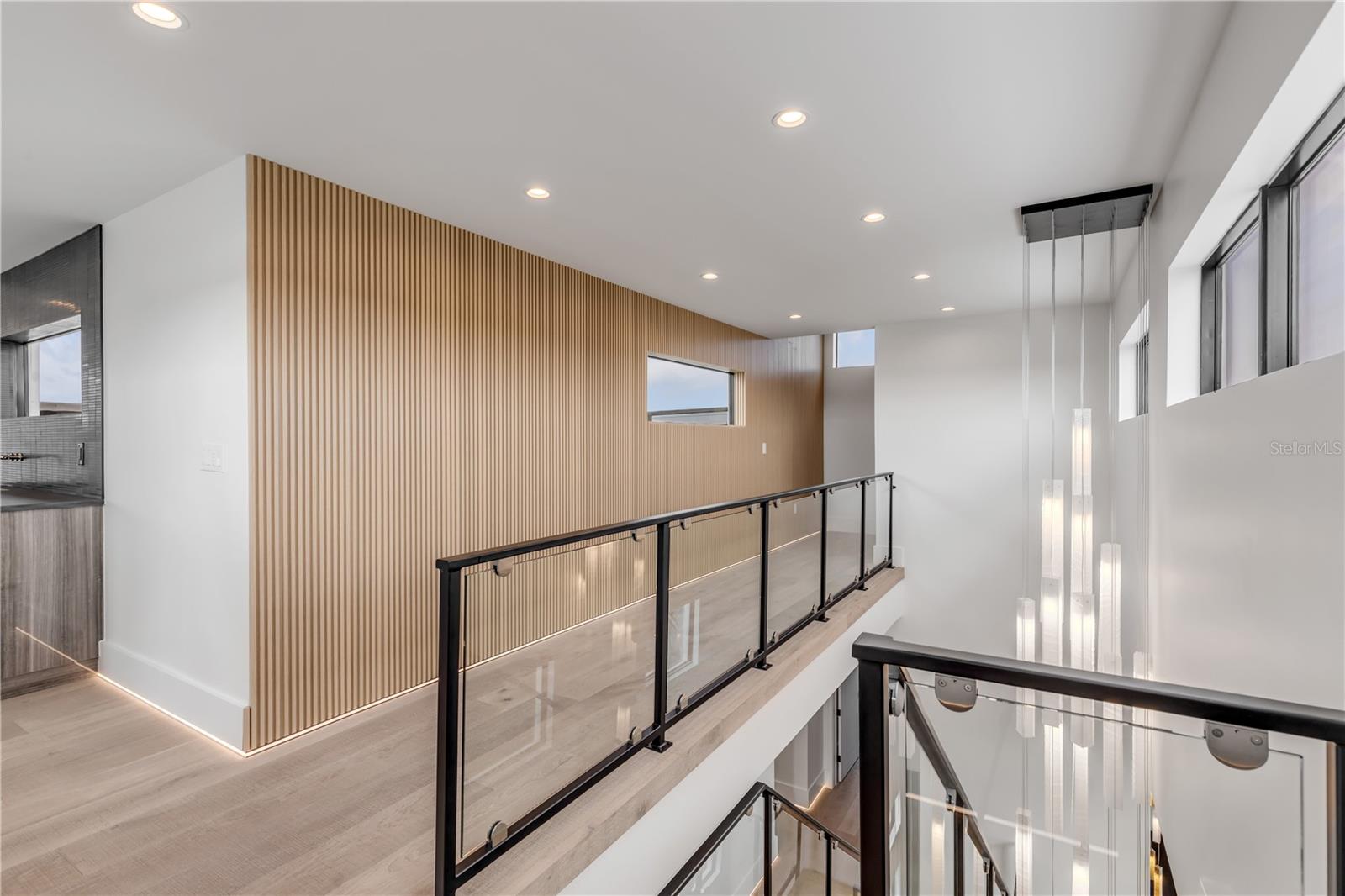 NEW SMYRNA BRIDGE & INV CO 01 - Residential