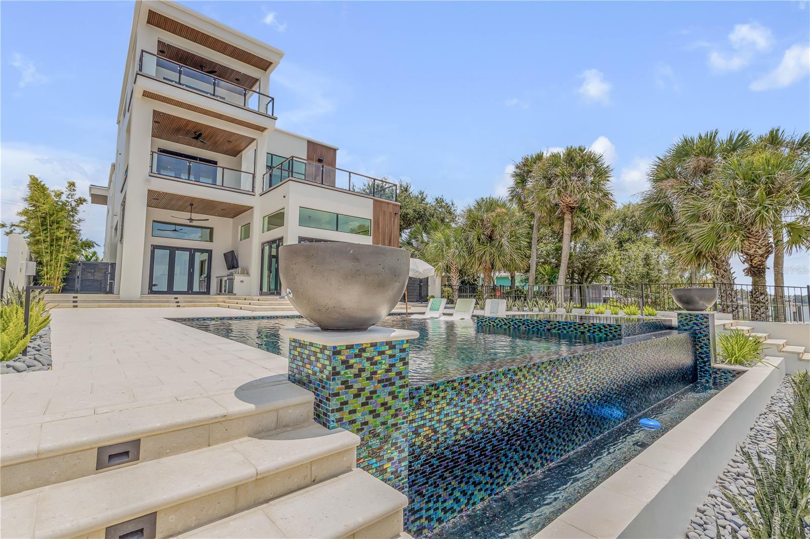 NEW SMYRNA BRIDGE & INV CO 01 - Residential