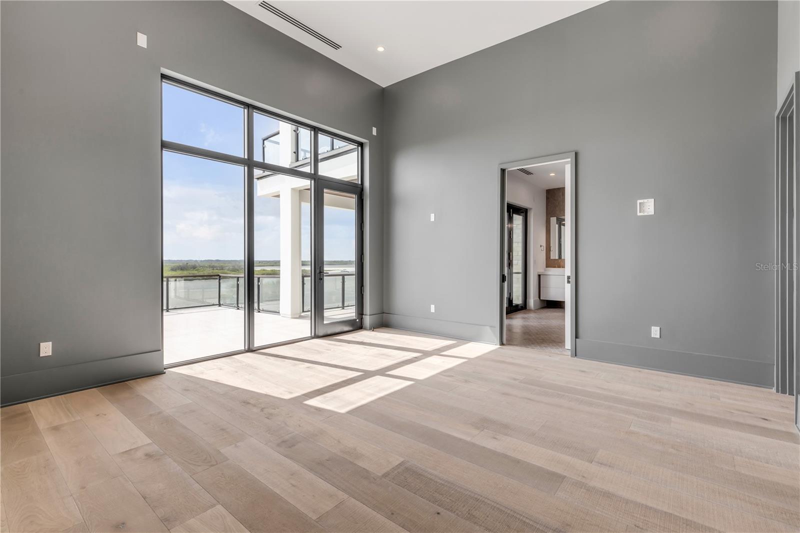 NEW SMYRNA BRIDGE & INV CO 01 - Residential