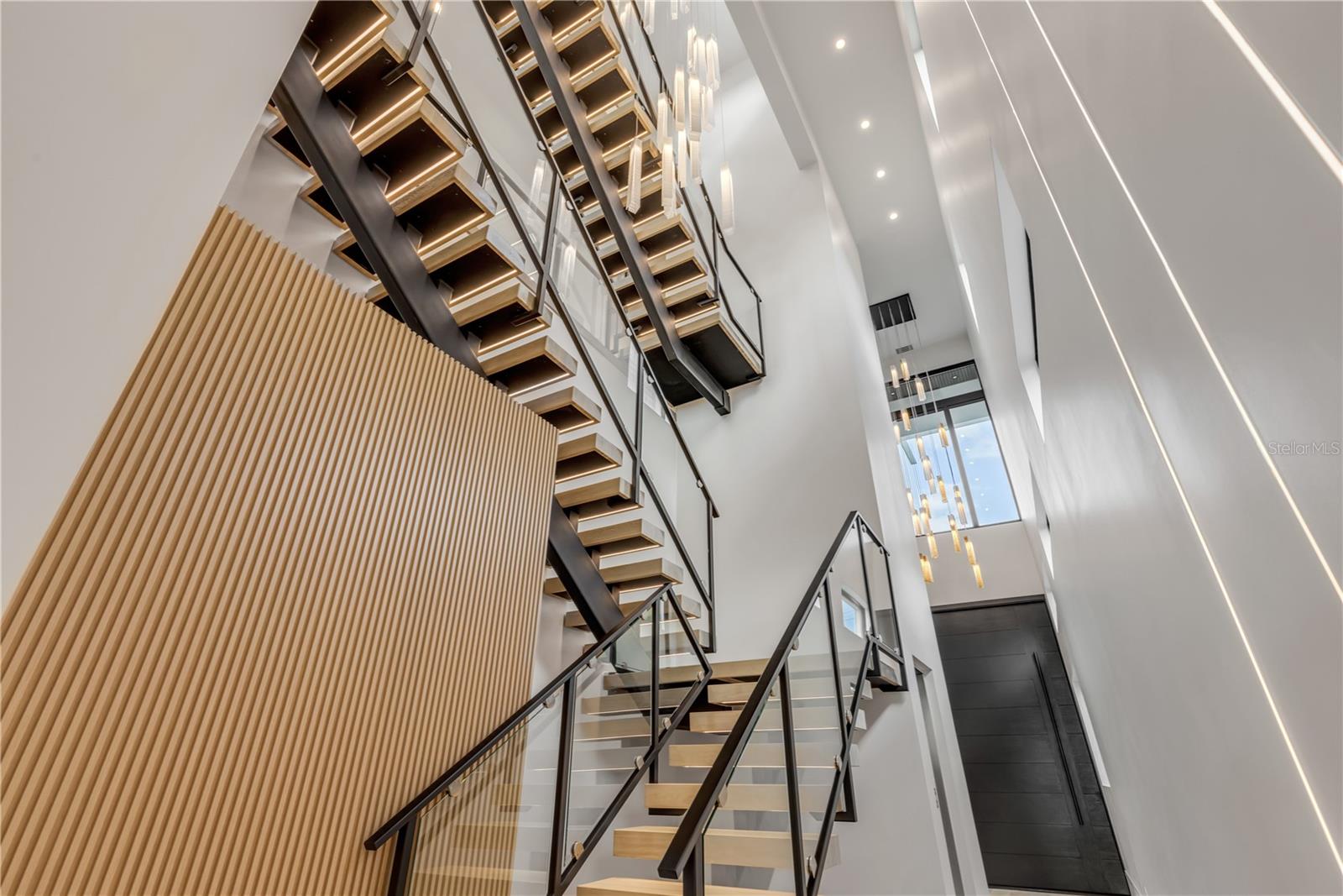 NEW SMYRNA BRIDGE & INV CO 01 - Residential