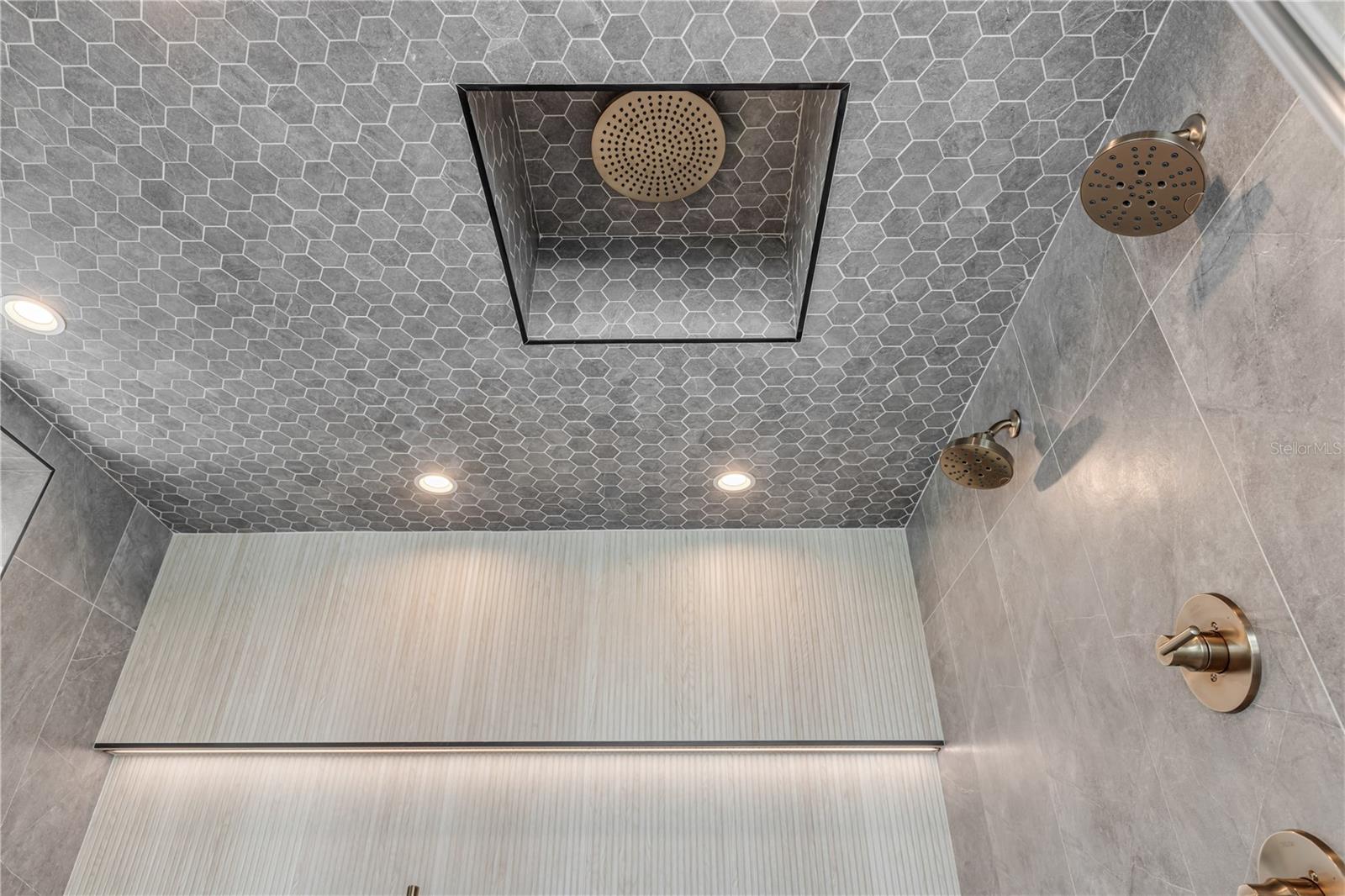 NEW SMYRNA BRIDGE & INV CO 01 - Residential