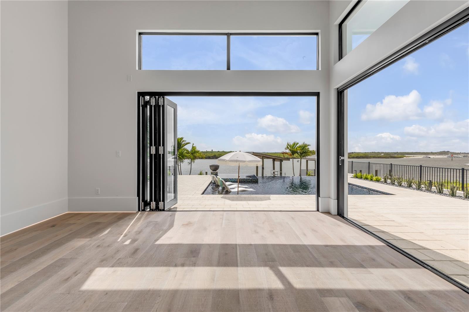 NEW SMYRNA BRIDGE & INV CO 01 - Residential