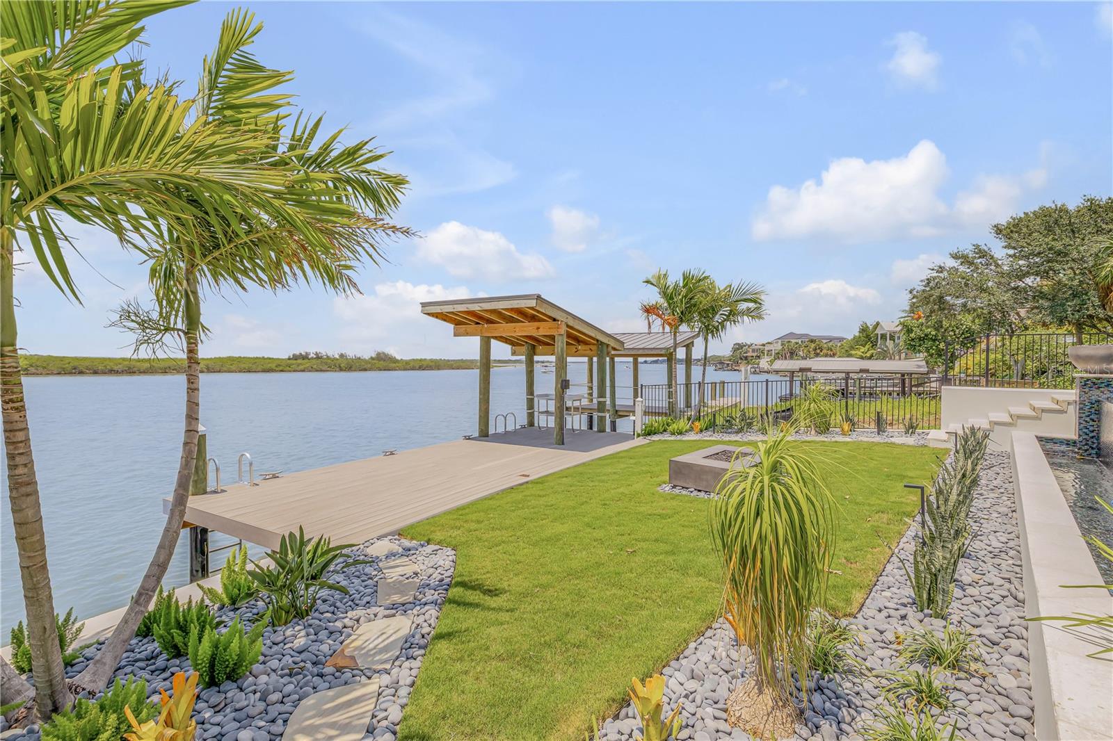 NEW SMYRNA BRIDGE & INV CO 01 - Residential